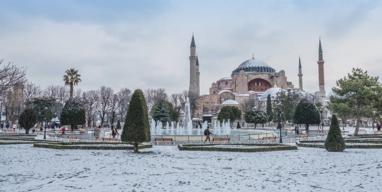 Image for Winter in Turkey: Snowy Adventures and Cozy Vibes